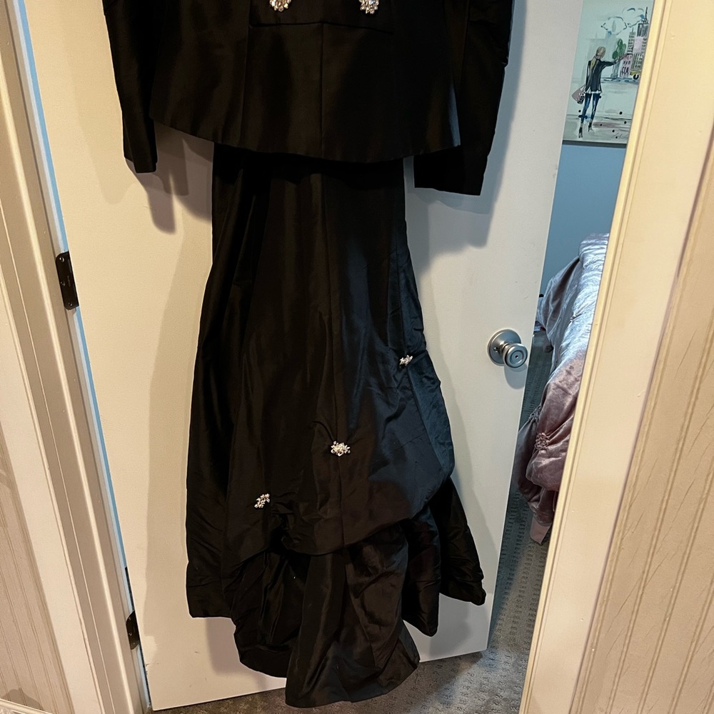 Sarah Danielle Evening Dress Black with removable jacket